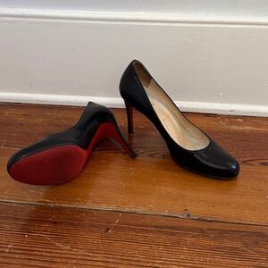Christian Louboutin Simple Pump Black Leather Stiletto Heel Red Bottom Size 36